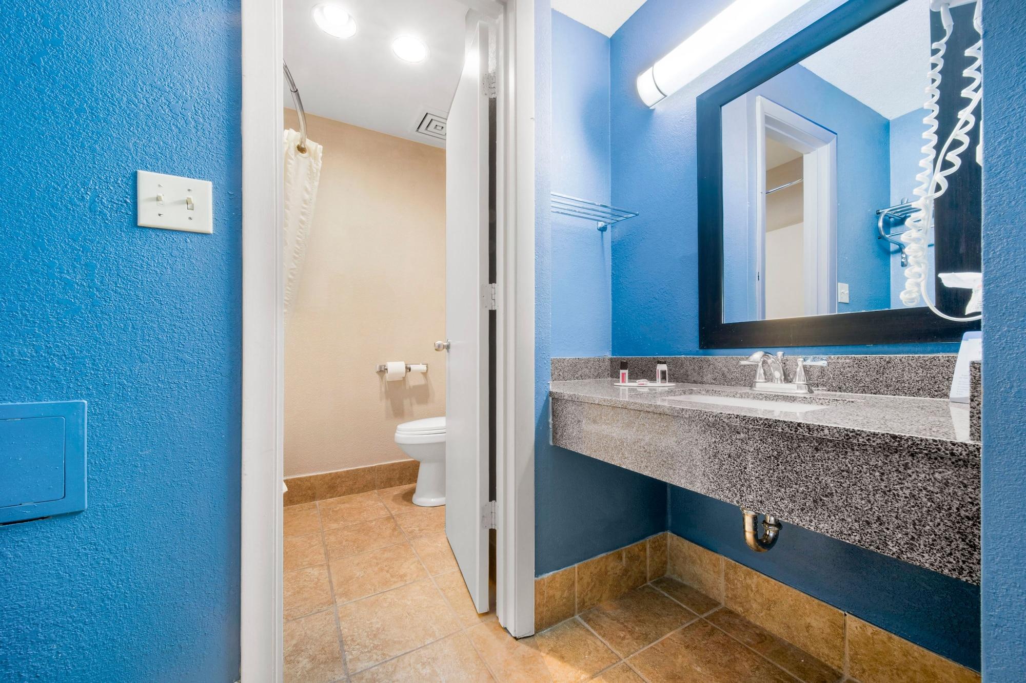 Baymont By Wyndham Muncie Near Ball State University מראה חיצוני תמונה